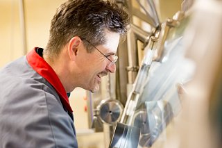 Containment-Lösungen für sicheren Personal- und Umweltschutz in der Chemieindustrie